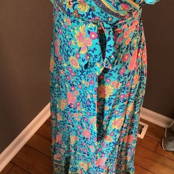 NWT ❤️ Zesica MultiFloral Wrap Around Dress 🤩💖🌸 - Picture 7 of 8
